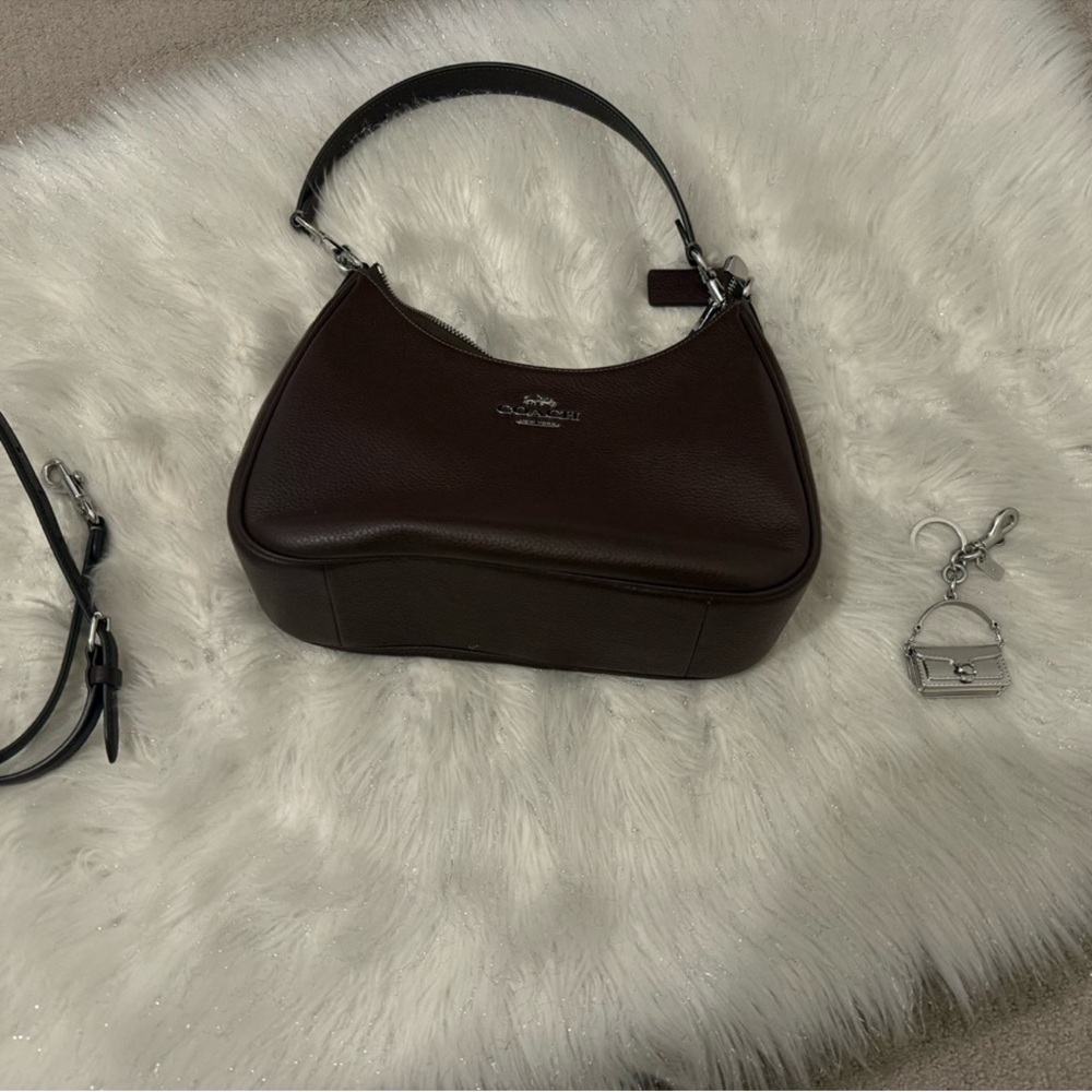 Coach Dark Brown Leather Shoulder Bag - Picture 4 of 6